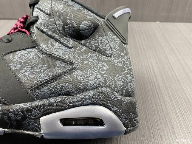SD Jordan DB9818-001 6 Black (W) Retro Triple 0704